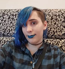 do-i-look-like-a-lesbian-v0-e3gk9ust7vae1.jpg