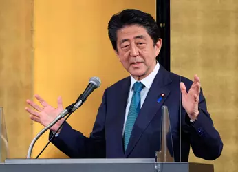 220707230237-02-shinzo-abe-070722-file.jpg