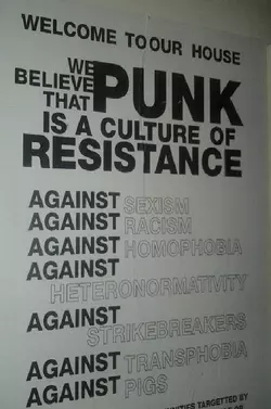 f52d4b9e965a6c2c2a3352351138e2de.png
