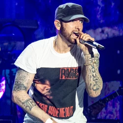 rs_600x600-180610085135-600-eminem.cm.61018.jpg