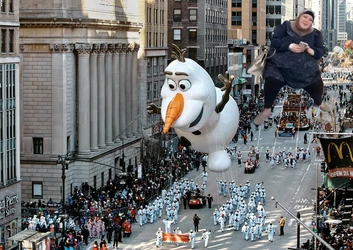 parade gunt.jpeg