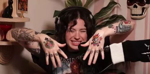 nigger hands.png