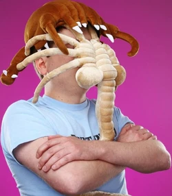 e7f8_headcrab_hat_friends-526x600.jpg