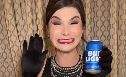 Dylan-Mulvaney-queer-man-Bud-Light-62520056.jpeg