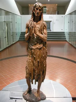 800px-Donatello,_maria_maddalena_02.jpeg