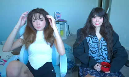emiru-and-bonnie-v0-w33mqttcjykc1.png