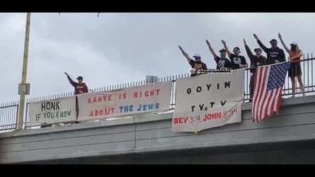 GDL overpass banners.jpg