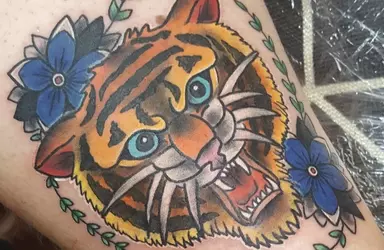 Old-school-tattoos-refer-to-western-or-traditional-American-tattoos.jpg.webp