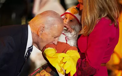 biden bites child.webp