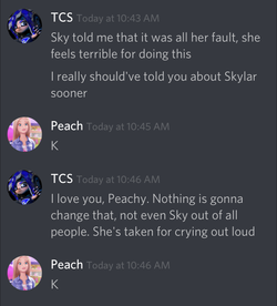 TCSweirdcuddleshit2.jpg