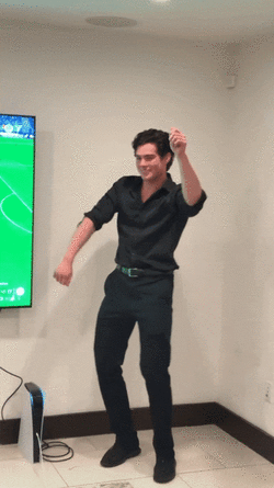 clav dancing 3.gif