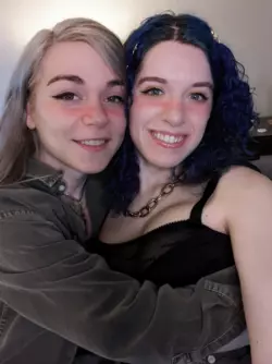 1743994685702.png