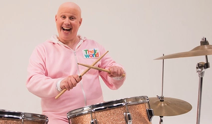 ml_matt_lucas_as_george_dawes.jpg