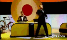 dance-rave.gif