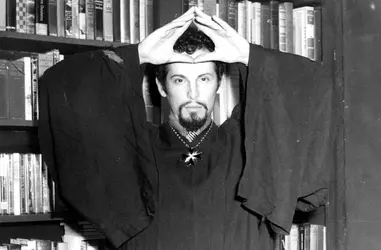 Church_of_Satan_founder_Anton_LaVey.webp