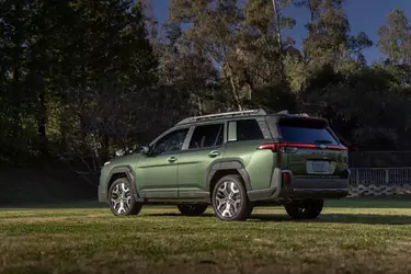2026_Subaru_Outback_35-2048x1366.webp