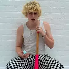 noahfinn.webp