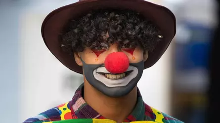time-wasting-clown.webp time-wasting-clown.webp