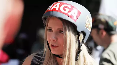 lauren_southern.webp
