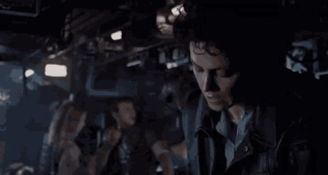 aliens-sigourney-weaver.gif