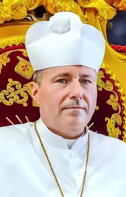 Papa_Pedro_III_Iglesia_Palmariana_(cropped).webp