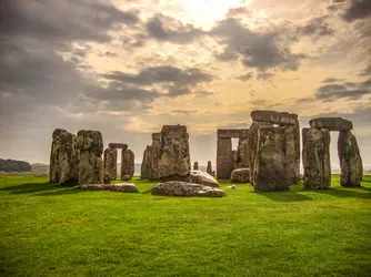 stonehenge.webp stonehenge.webp