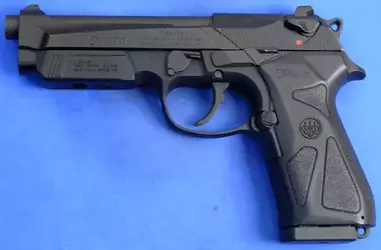 Beretta_90-Two_40S&W_left.webp