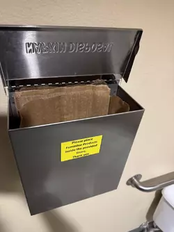 do-yall-pre-open-the-little-sanitary-bags-in-the-bathrooms-v0-g2j23nkerj6e1.webp