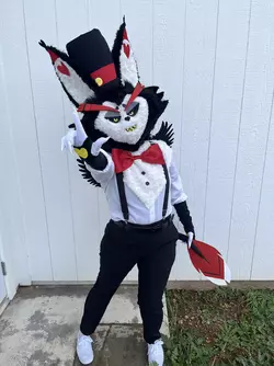husk-from-hazbin-hotel-cosplay-partial-v0-ka4rzepq49rc1.webp