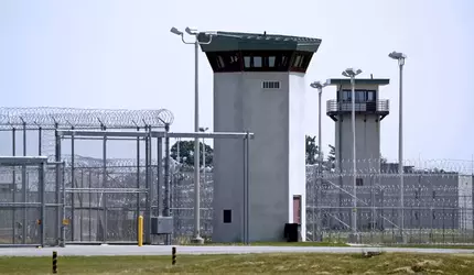prison.webp