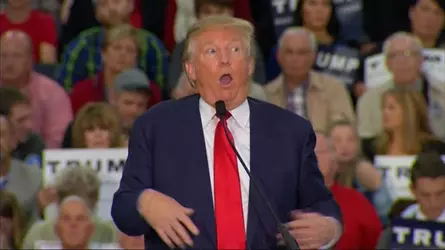 151126-trump-kovaleski-jhc-1415.webp