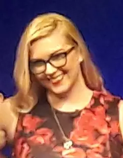 Marguerite_Bennett_at_dcinDC_2018_darb.webp