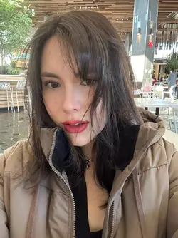 1748963678093.webp