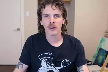230703-Ian-Jomha-known-iDubbbz-snip-youtube-ac-820p-95ad48.webp
