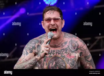 sebastian-murphy-of-the-viagra-boys-performs-during-the-glastonbury-festival-in-worthy-farm-s...webp