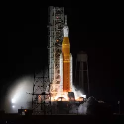 Artemis_I_Launch_(NHQ202211160017).webp
