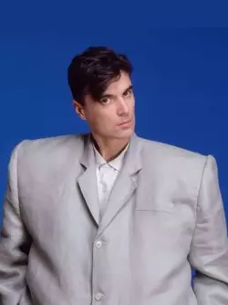 Stop-Making-Sense-Singer-David-Byrne-Big-Suit-1.webp
