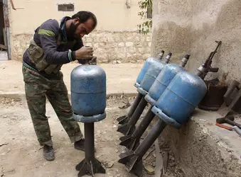 131129-syria-rebel-weapons-b.webp