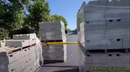 1749583686646.webp