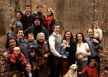 Botkinfamily2015noverse.webp