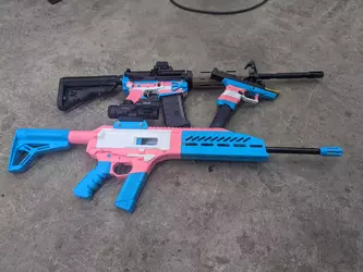 tres-trans-gun-tuesday-v0-5fxnn6aiaaec1.webp