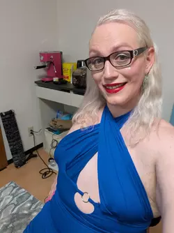 34-almost-35-3-25yr-hrt-v0-951gdgdfq76f1.webp