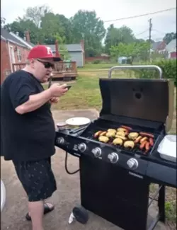 gunt bbq02.webp