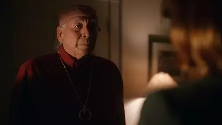 S07E02.webp