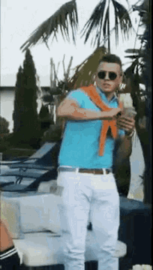 money-rain-making-it-rain.gif
