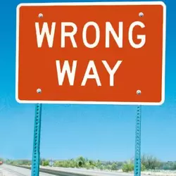 wrong-way-signs-15389-lg_dam_3694797.webp