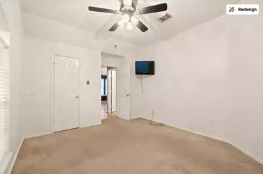 alexroom.webp