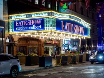 Late_Night_with_Stephen_Colbert_Signage_(48047408166).webp