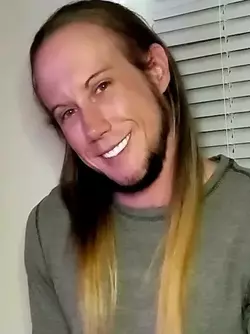 my-long-hair-aka-the-lions-mane-v0-roqbr6cfr1ff1.webp