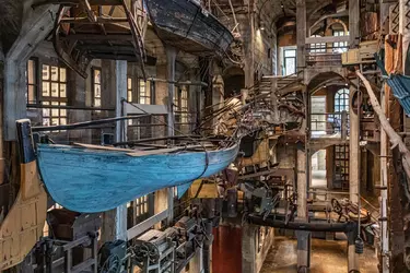 Highlights-of-the-Mercer-Museum.webp